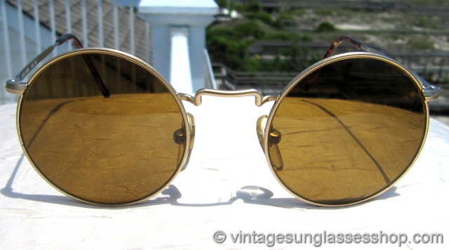 Vintage Giorgio Armani Sunglasses For Men and Women - Page 11